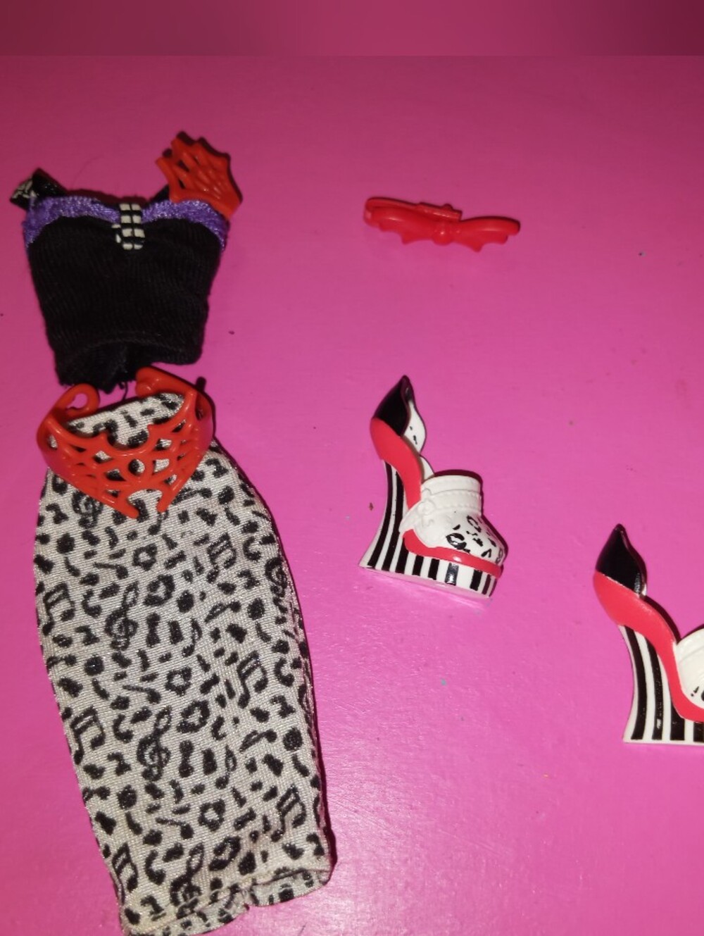 Monster High Operetta Fashion Doll Outfit & Shoes